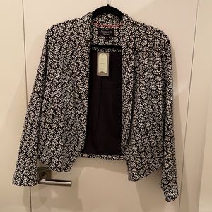 Brand new black/white blazer
